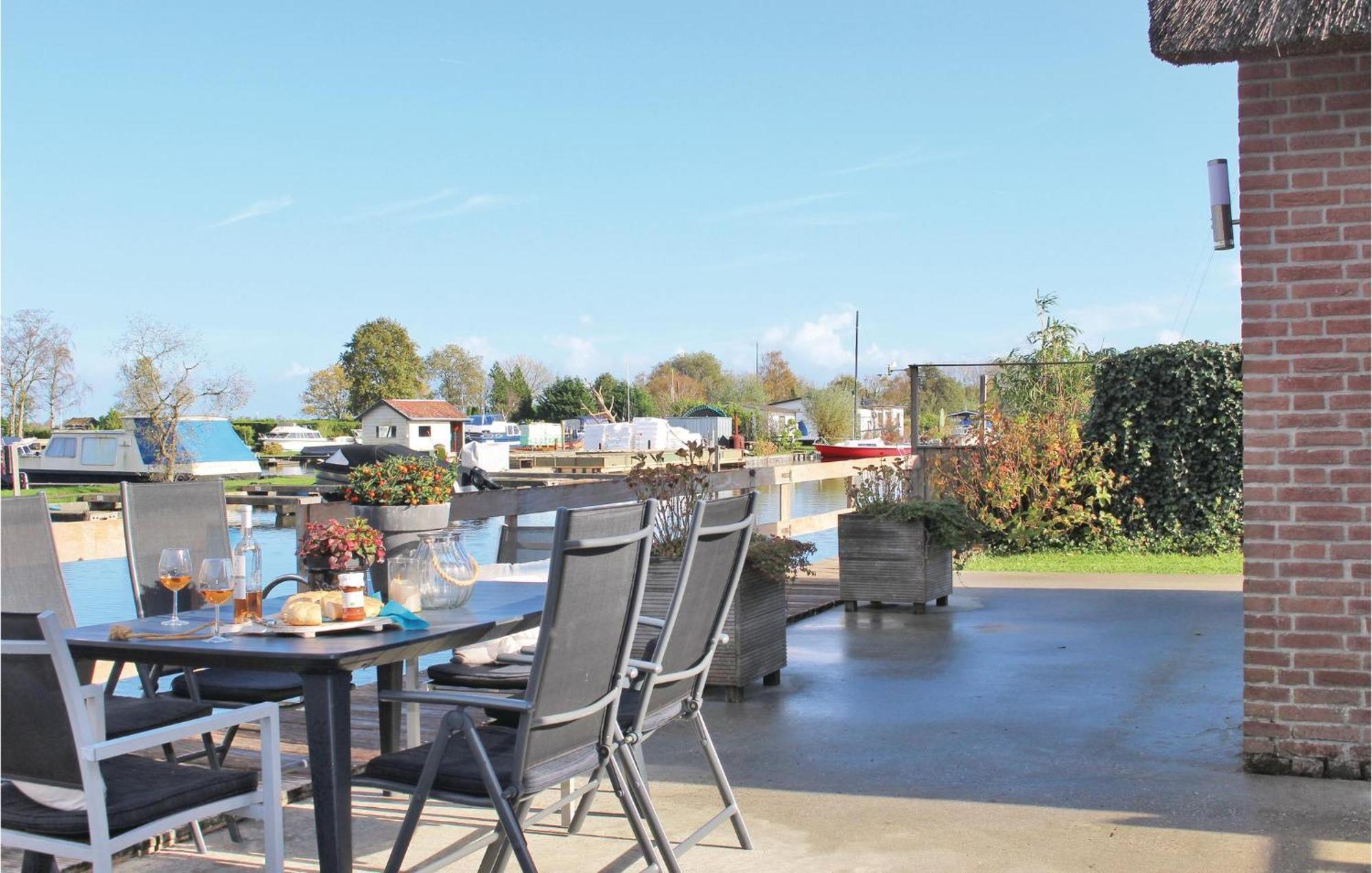 Beautiful Home In Breukelen With Wifi 外观 照片